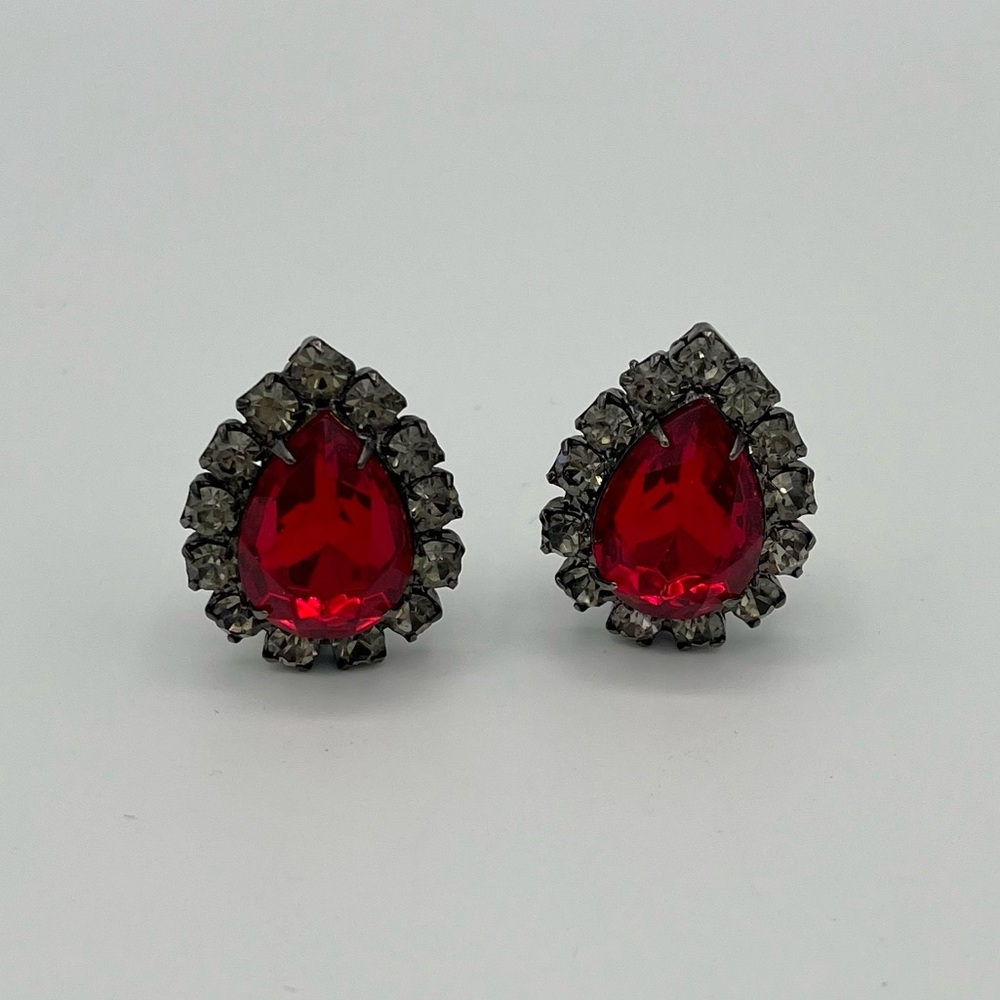 Vintage 1960s Ruby & Onyx Rhinestone Demi-Parure | Juliana Style Tiered Necklace - Picture 10 of 14